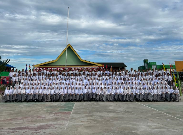 Pemotretan Album Kenangan Kelas XII di MAN 3 Kota Pekanbaru