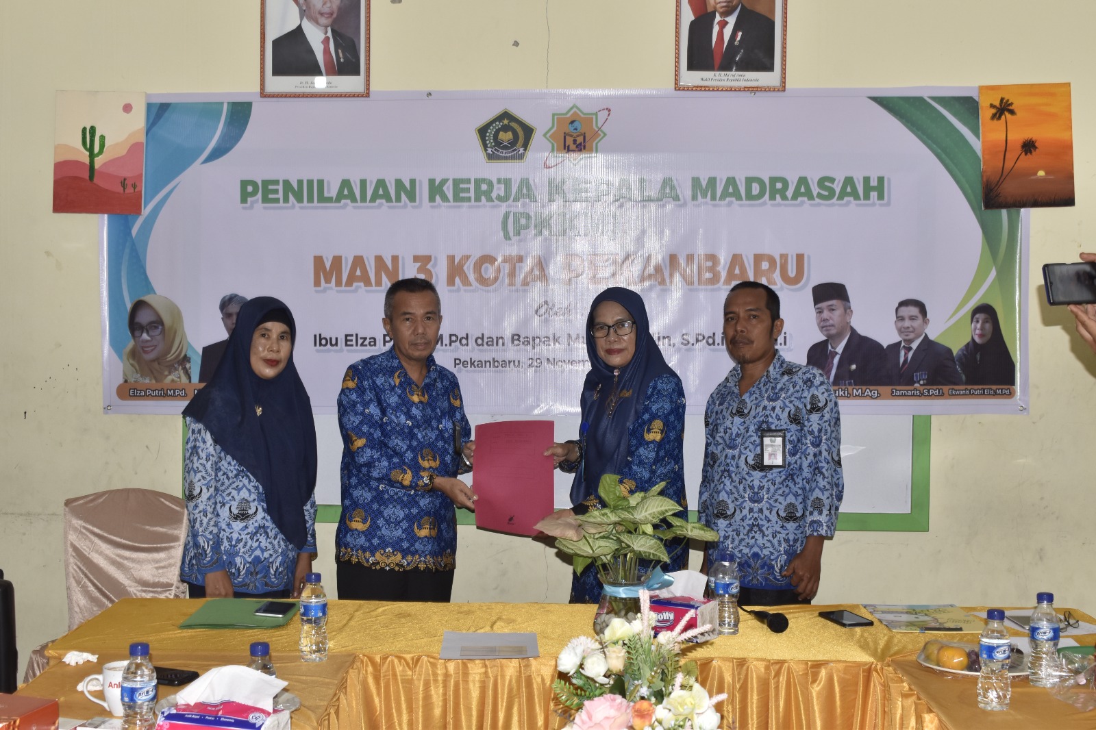 EVALUASI TIDAK HANYA UNTUK SISWA TAPI JUGA KEPALA MADRASAH