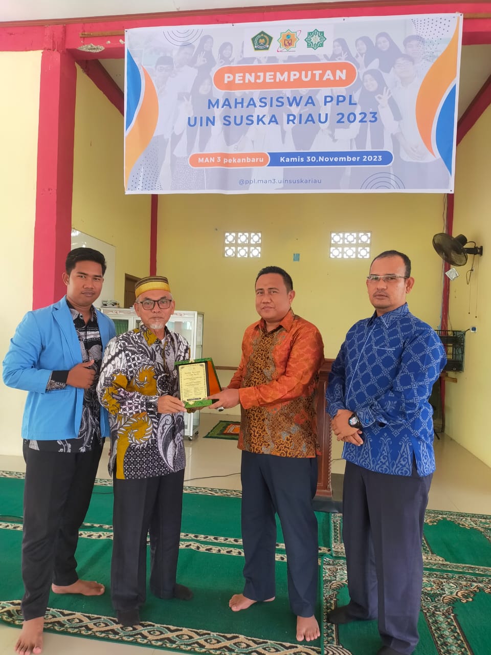 MAN 3 KEMBALIKAN 21 MAHASISWA PPL