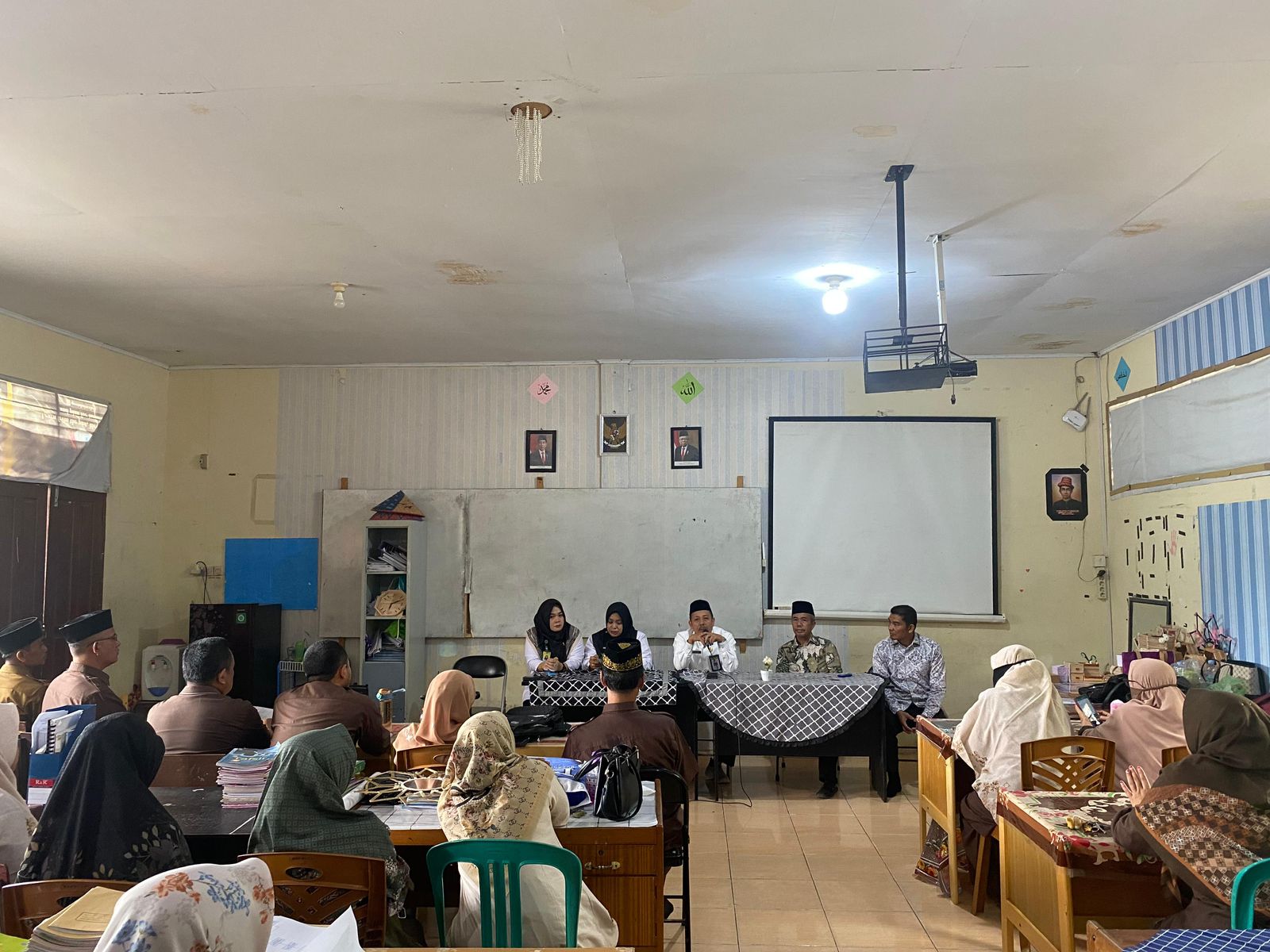 PLT KAKANWIL KEMENAG PROVINSI RIAU LAKUKAN SIDAK DI MAN 3 KOTA PEKANBARU