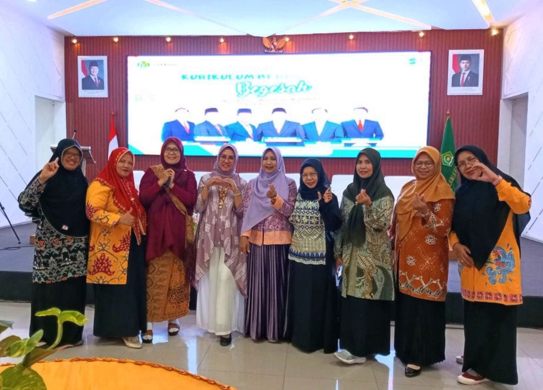 Kepala MAN 3 Kota Pekanbaru Ikuti Training of Facilitator KBC