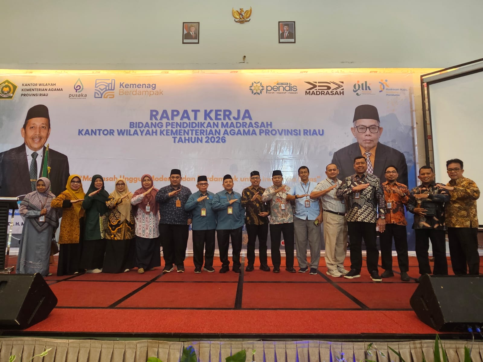 Kepala MAN 3 Kota Pekanbaru Hadiri Rapat Kerja Bidang Pendidikan Madrasah Kanwil Kemenag Riau