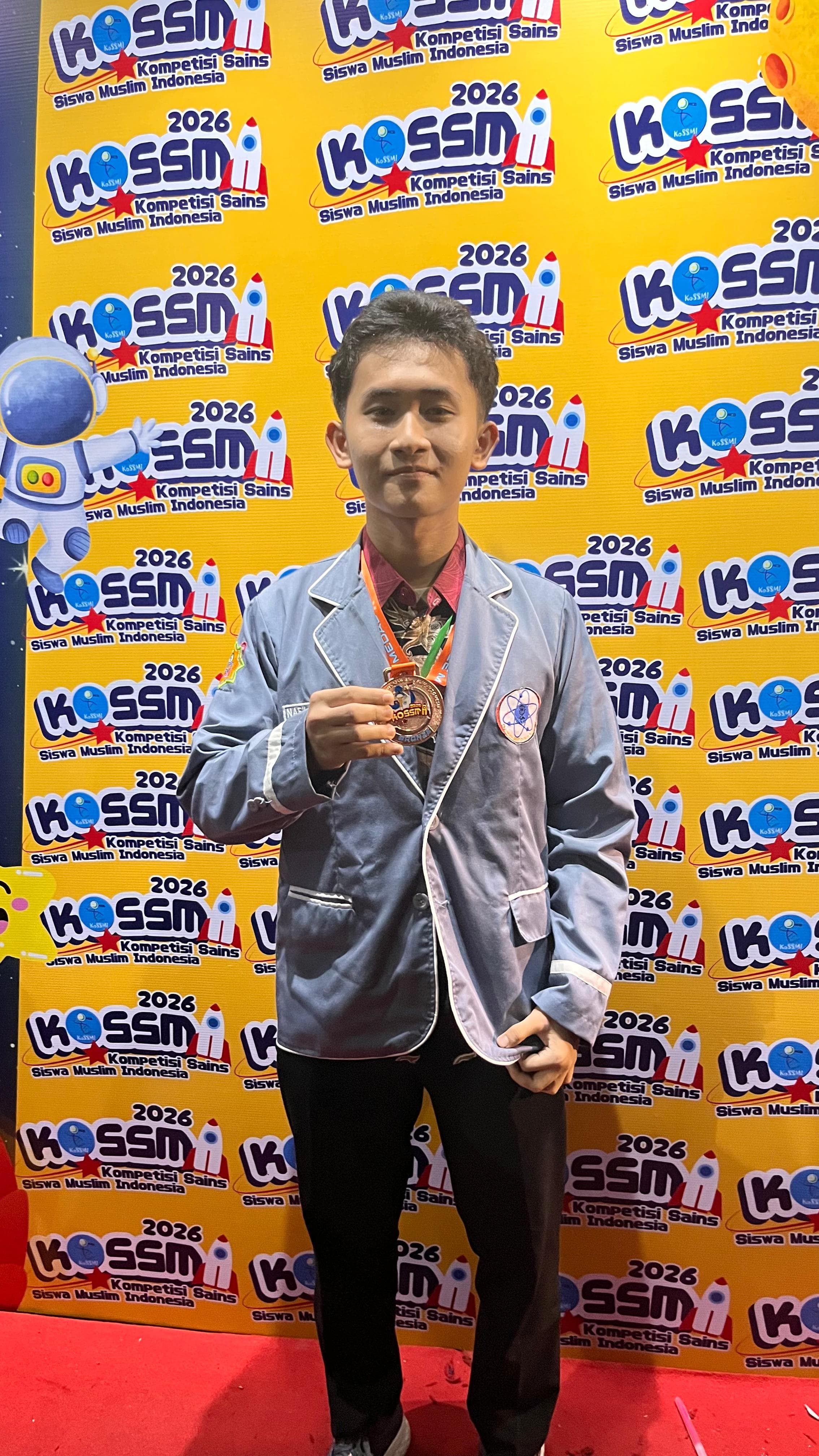 Siswa MAN 3 Kota Pekanbaru Tembus Prestasi Nasional di Ajang KOSSMI